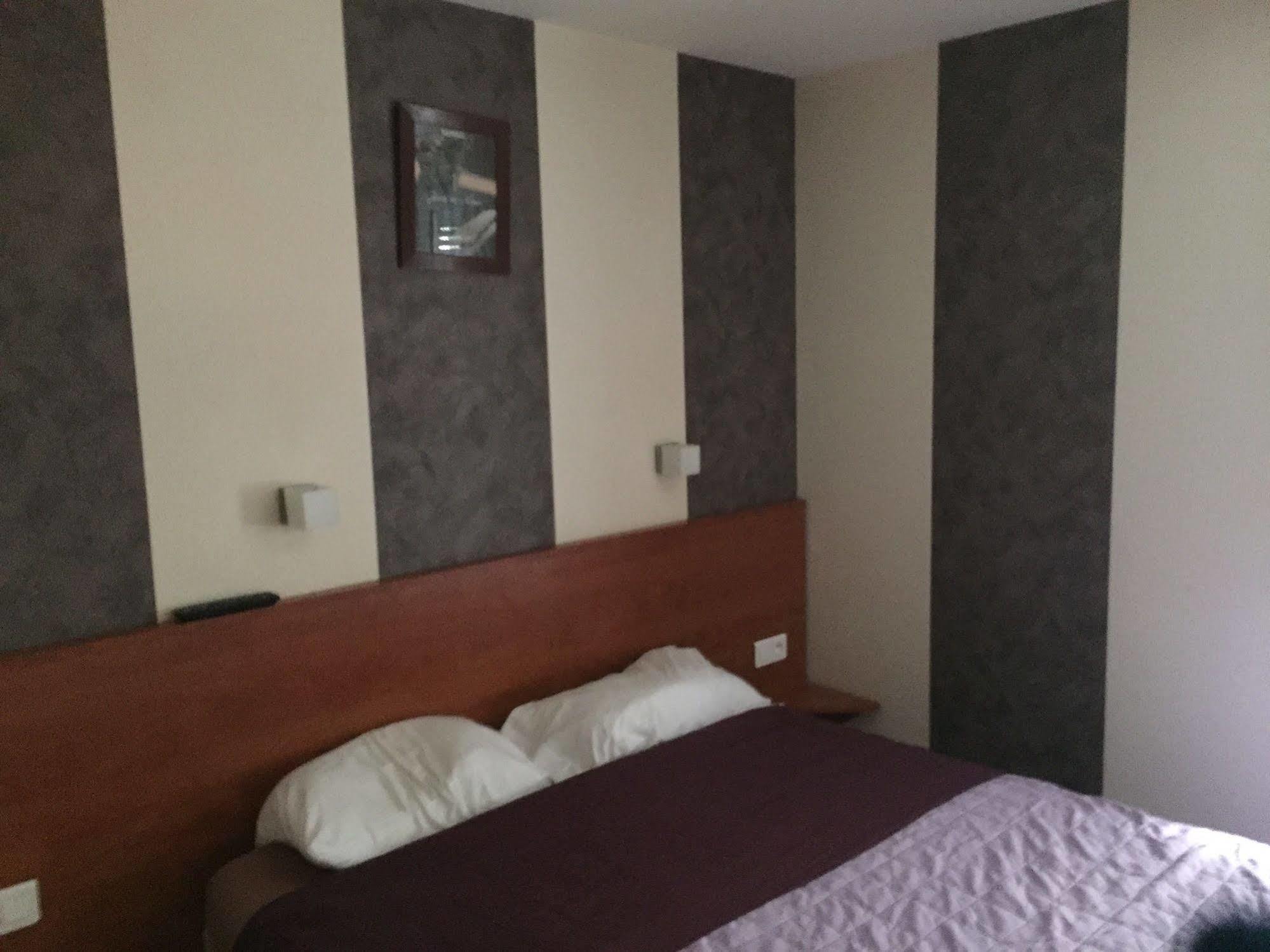 Fasthotel Nimes Caissargues Buitenkant foto